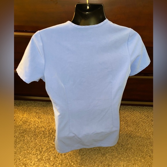 FIGS Casma Scrub Top Womens Size Small Blue 3 Pocket Uniform Medical Dental - Picture 4 of 8